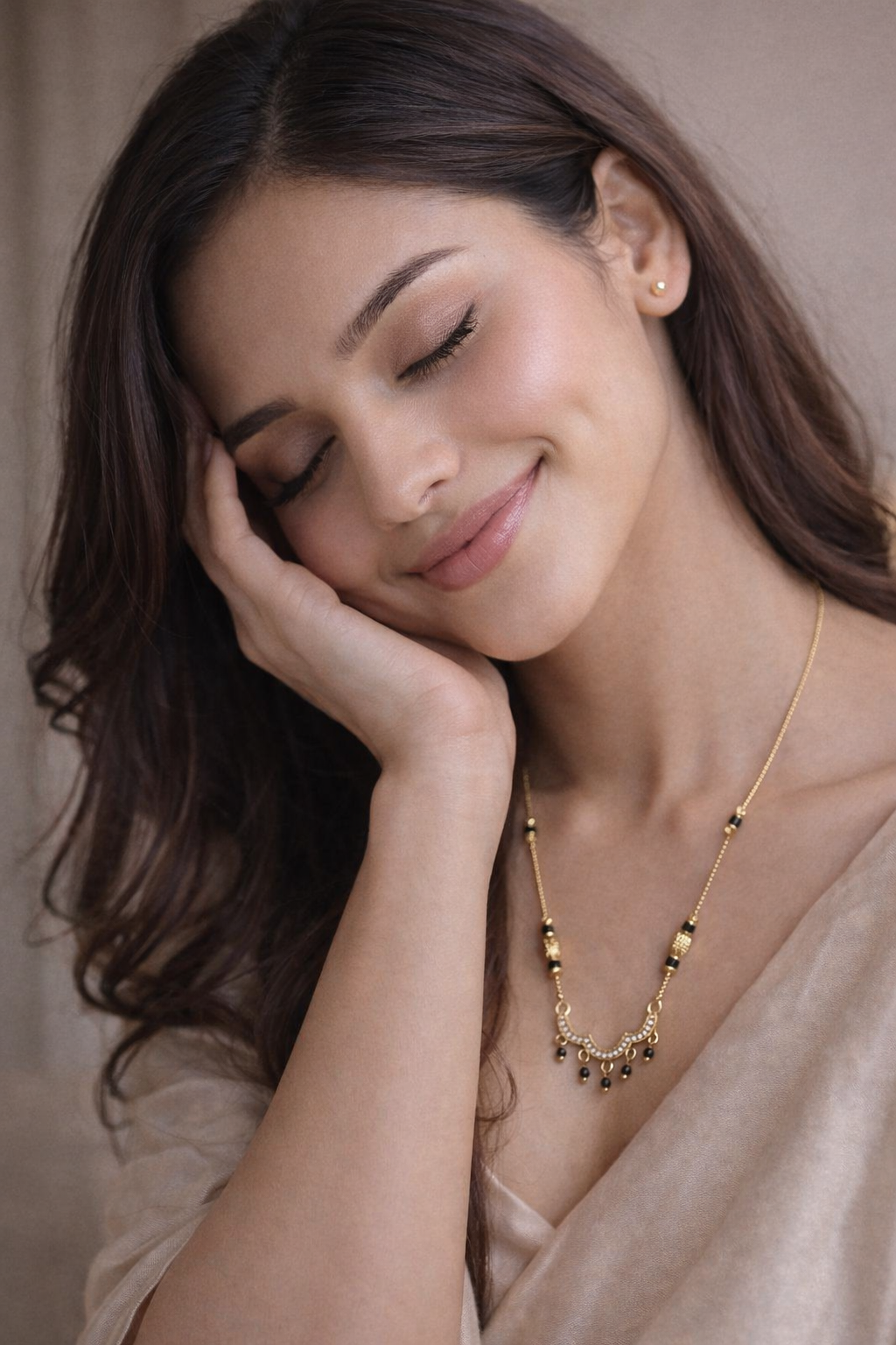 Grace Curve Diamond-Look Mangalsutra