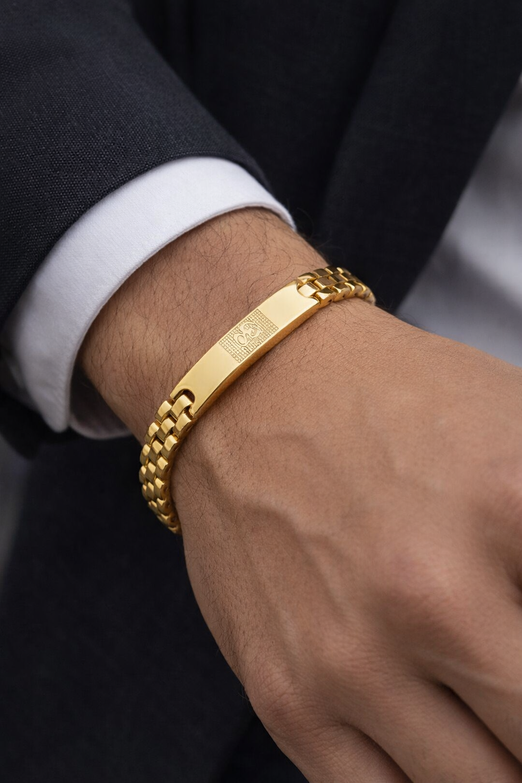 Om Gold Bracelet For Men With Dotted Pattern