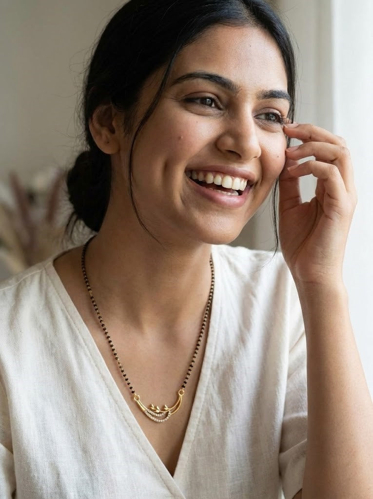 Noor Curve Mangalsutra
